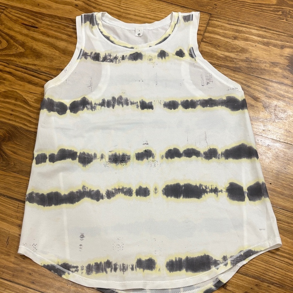 Lululemon Align Waist-Length Racerback Tank Size 2 Tie-Dye Pattern